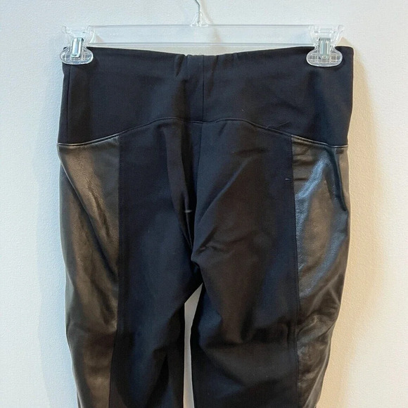 Women’s Black Faux Leather Panel Leggings Sz Large Ankle Zip Pants - Picture 7 of 9